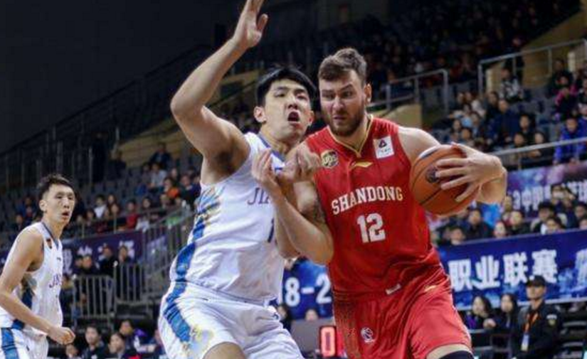 山东泰山国际比赛日遗憾出局，志在欧篮联名次提升，悬念犹存，赛季目标并未改变的简单介绍